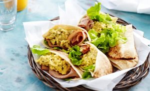 Pitas Filled With Ham And Pesto Scrambled Eggs 3 Pitas Filled With Ham And Pesto Scrambled Eggs 3